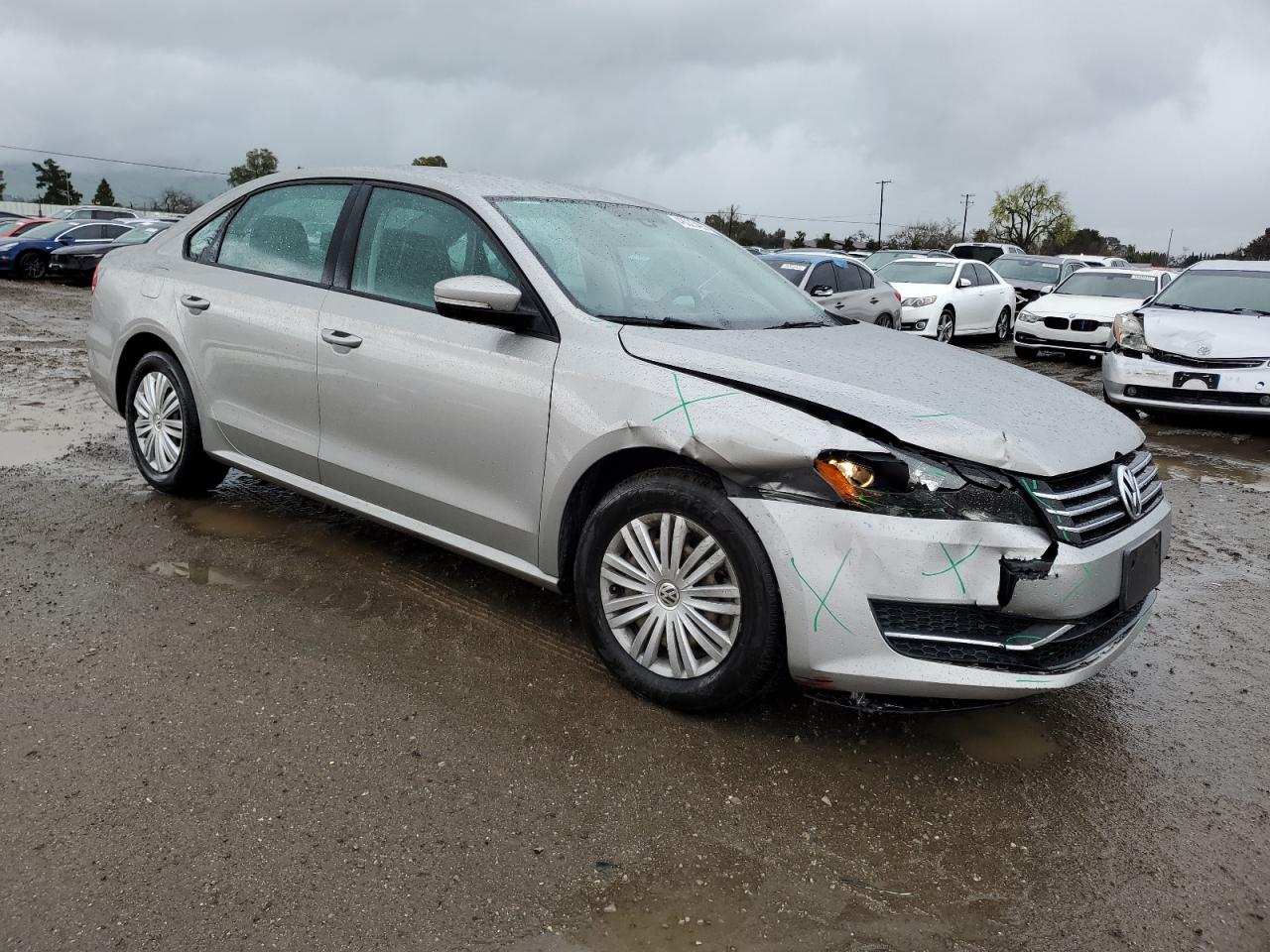 2014 Volkswagen Passat - Image 4