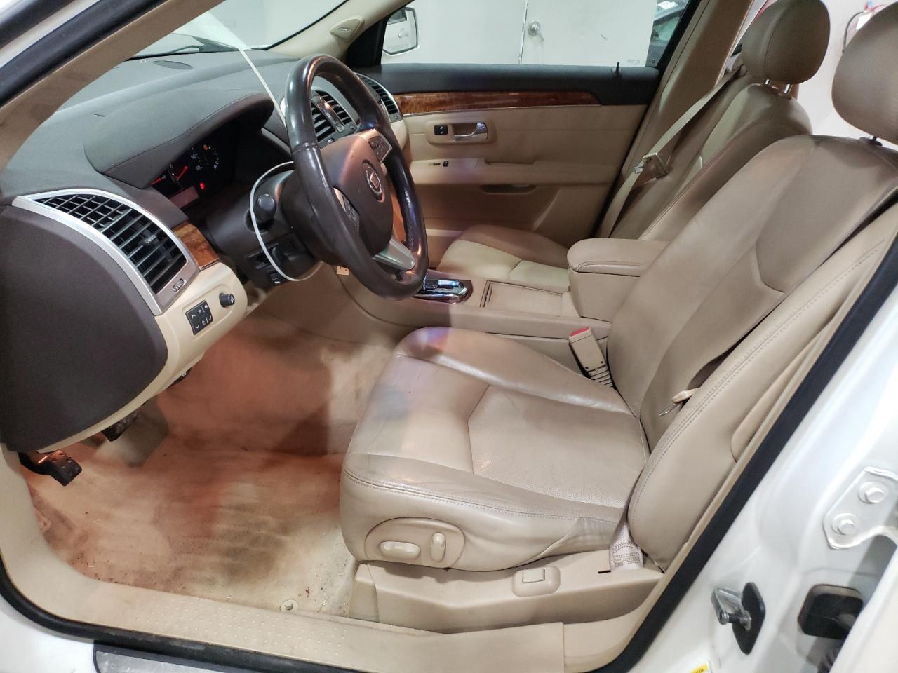 2008 Cadillac SRX - Image 7