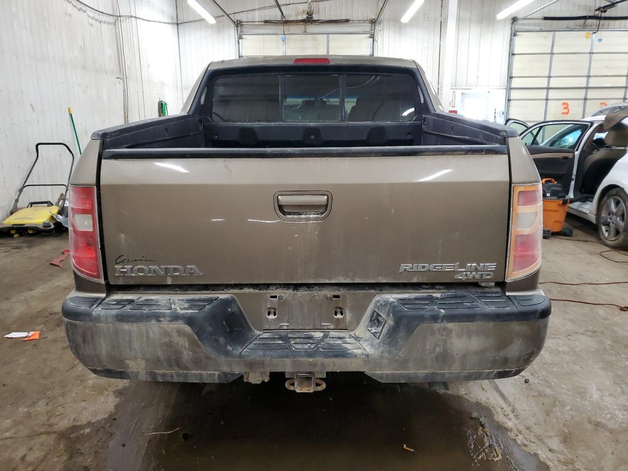 2011 Honda Ridgeline - Image 6