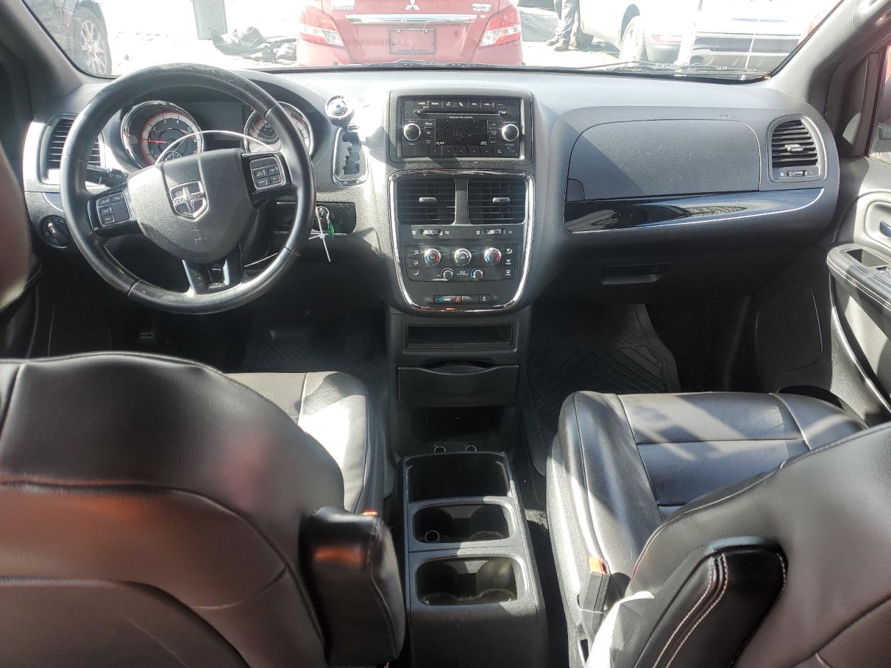 2014 Dodge Caravan - Image 8