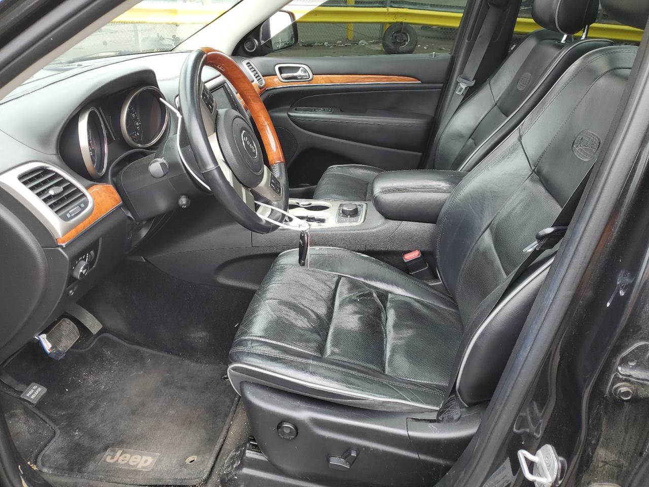 2012 Jeep Grand Cherokee - Image 7