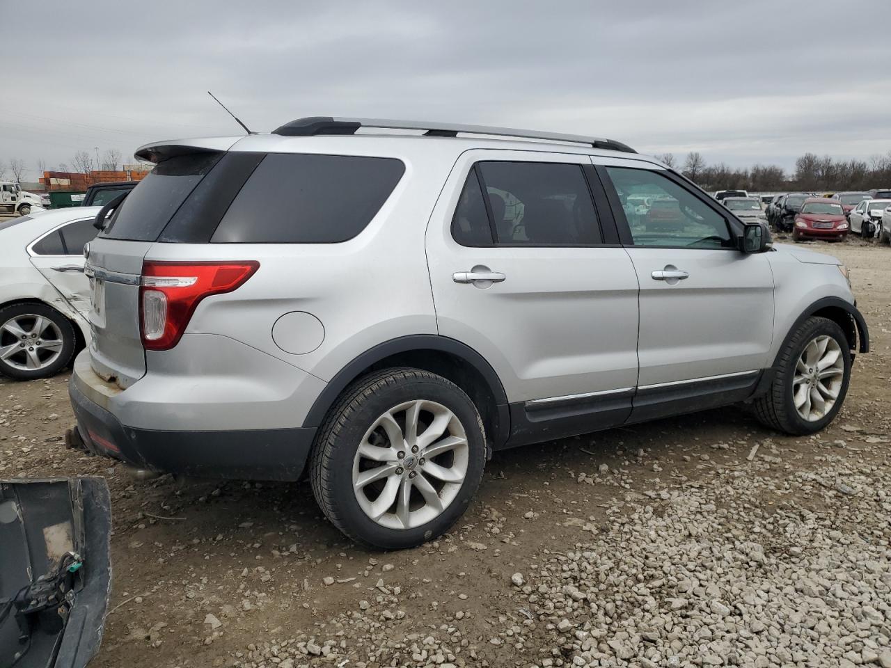 2011 Ford Explorer - Image 3