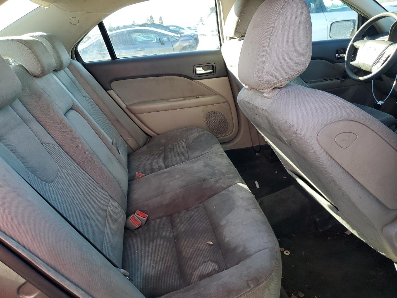 2010 Ford Fusion - Image 10
