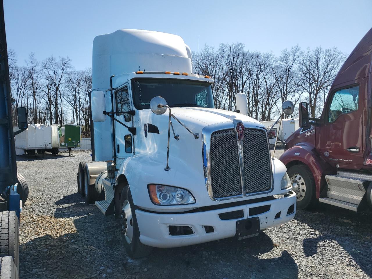 2013 Kenworth T660 Semi Truck for Sale in Grantville, PA - Normal Wear