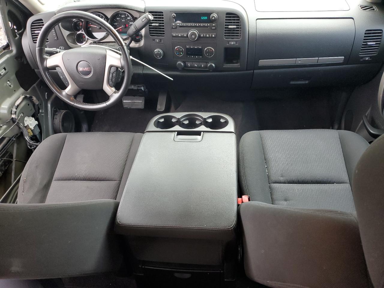 2013 GMC Sierra - Image 8
