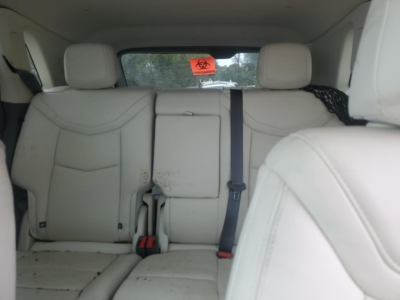 2022 Cadillac XT5 - Image 10