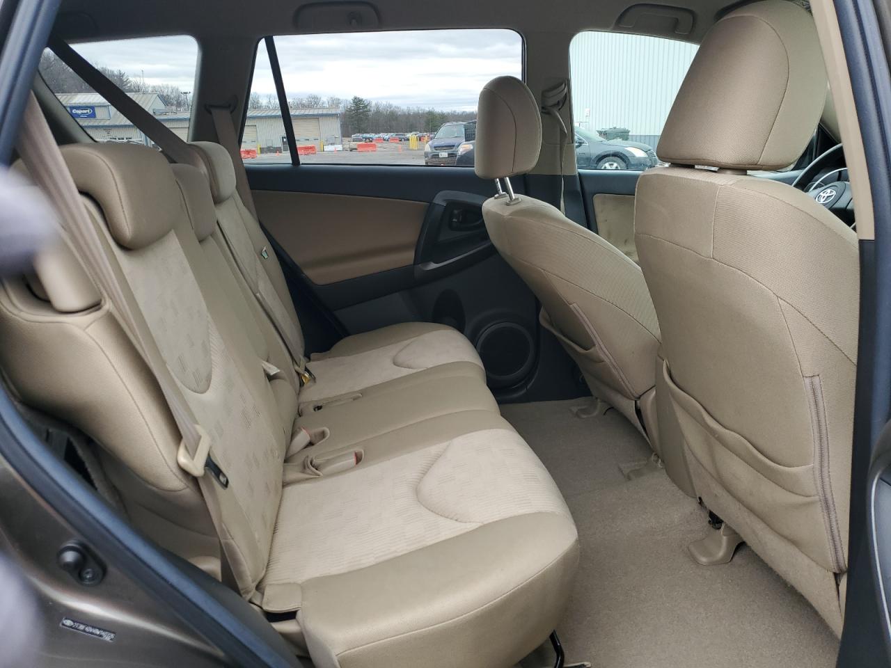 2011 Toyota RAV 4 - Image 11