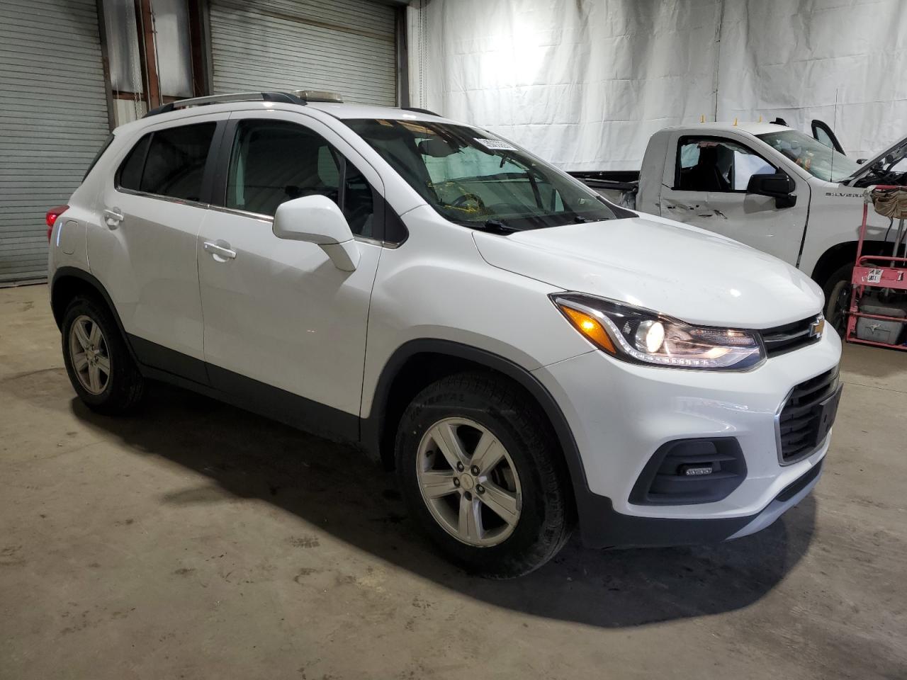 2020 Chevrolet Trax - Image 4