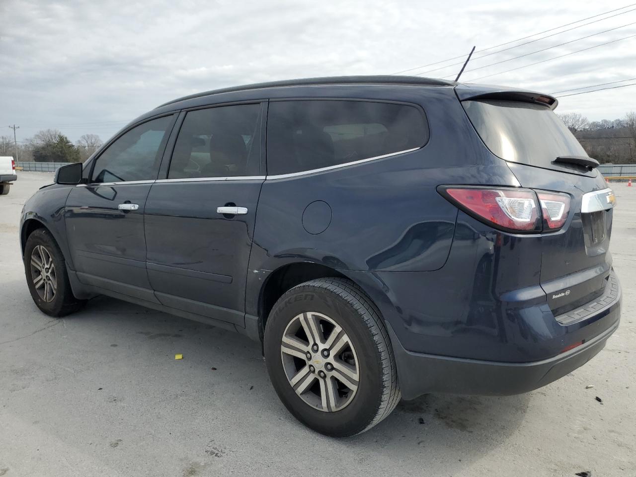 2015 Chevrolet Traverse - Image 2