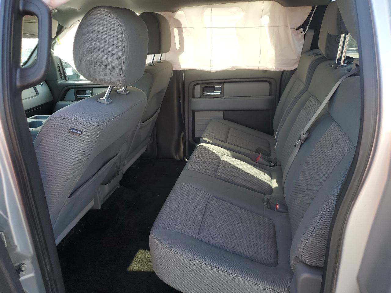2013 Ford F-150 - Image 11