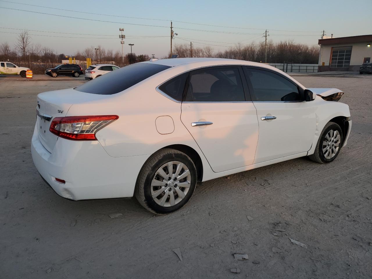 2015 Nissan Sentra - Image 3