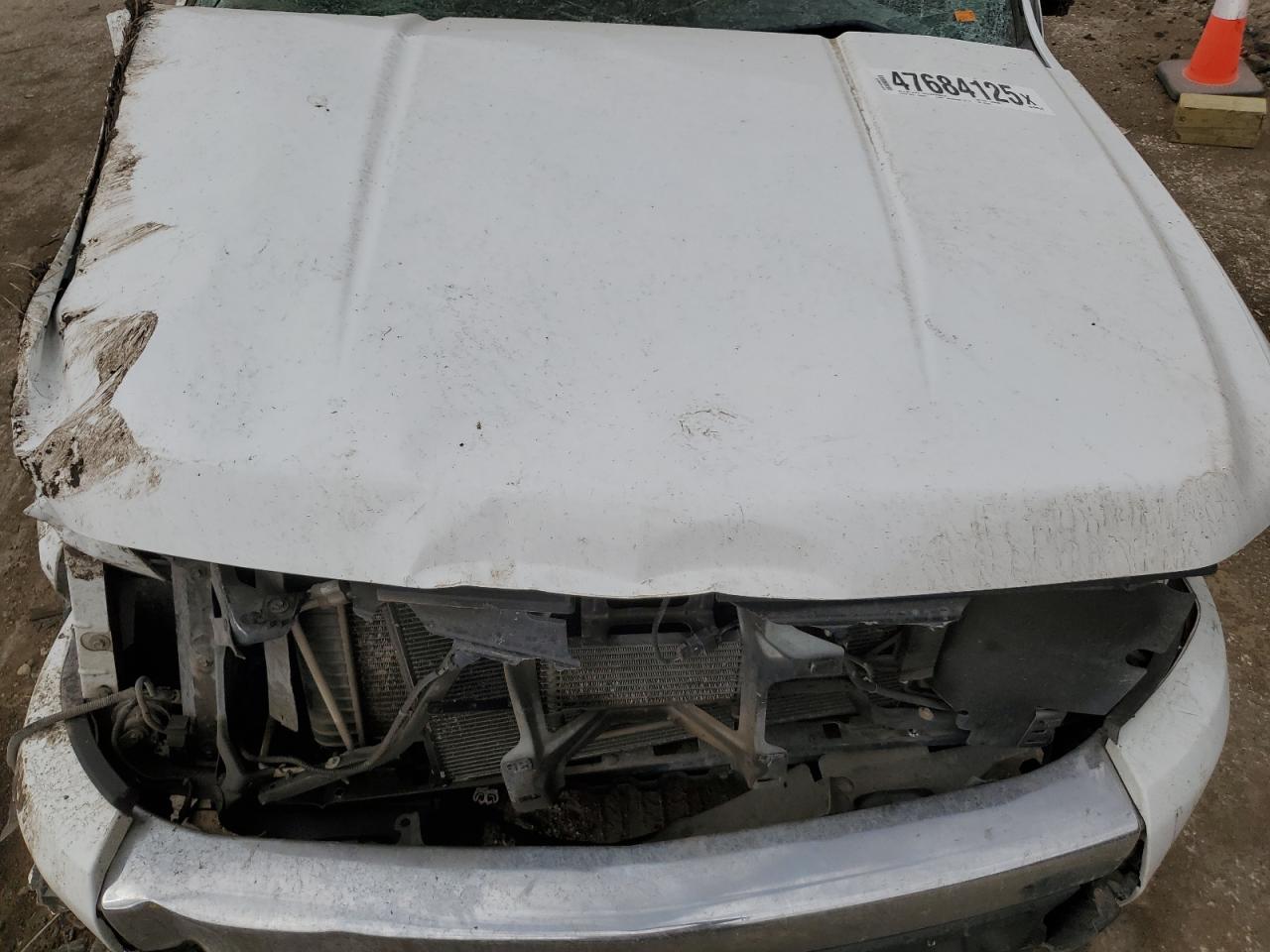 2008 Chevrolet Silverado - Image 12