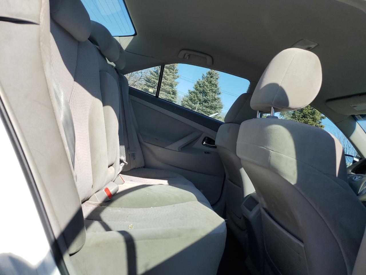 2011 Toyota Camry - Image 10