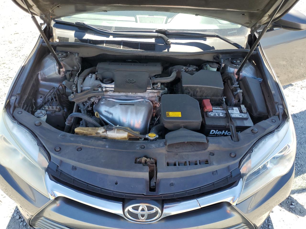 2015 Toyota Camry - Image 13