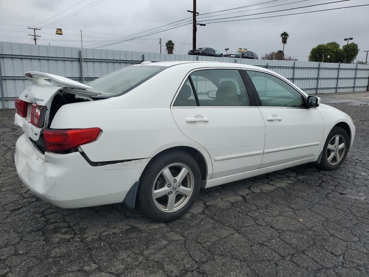 2005 Honda Accord - Image 3