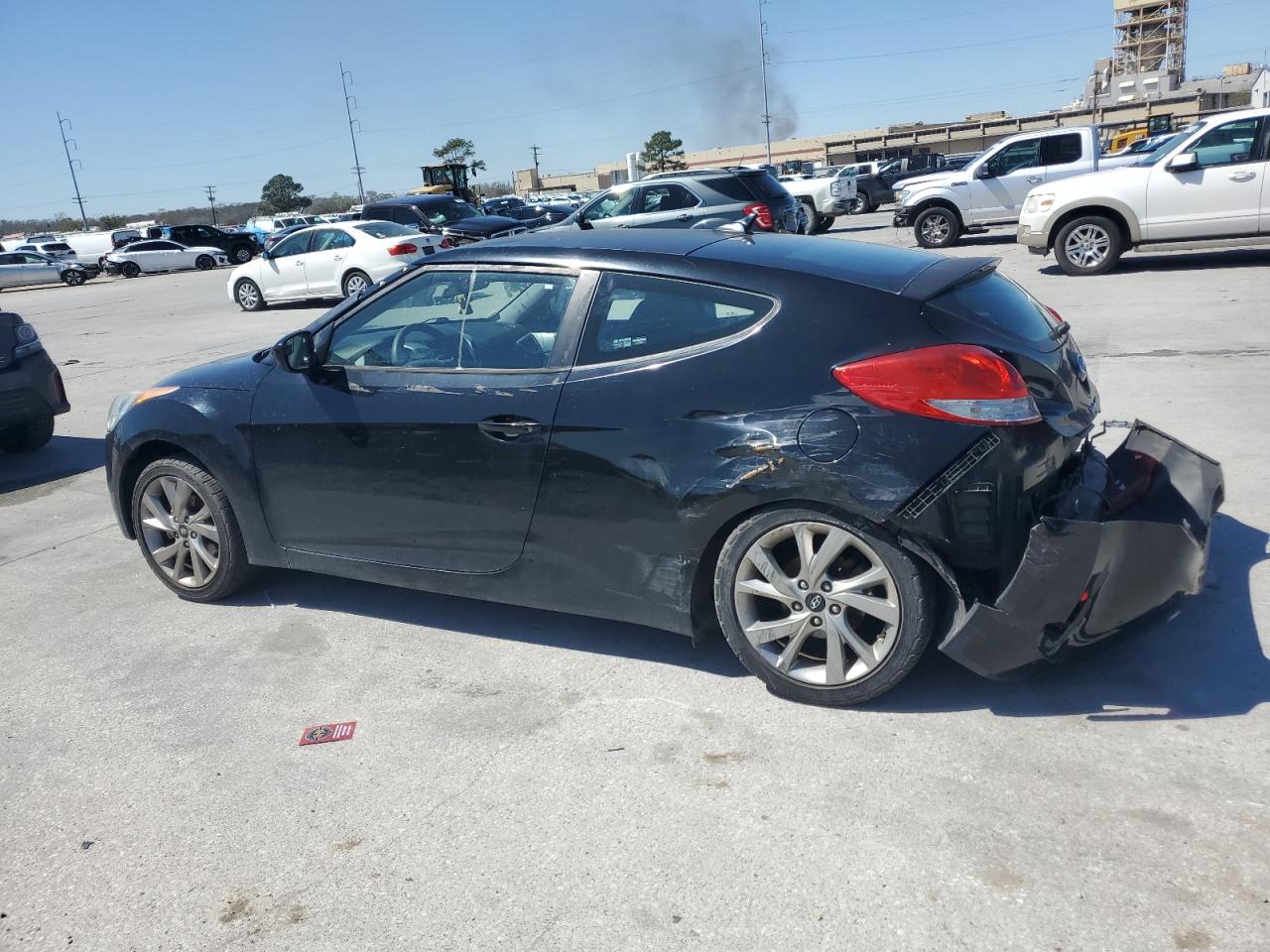 2016 Hyundai Veloster - Image 2