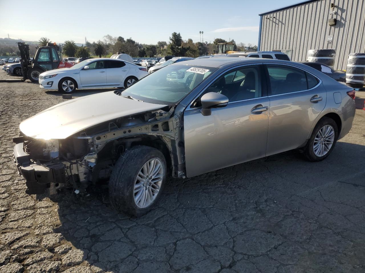 2016 Lexus ES - Image 1