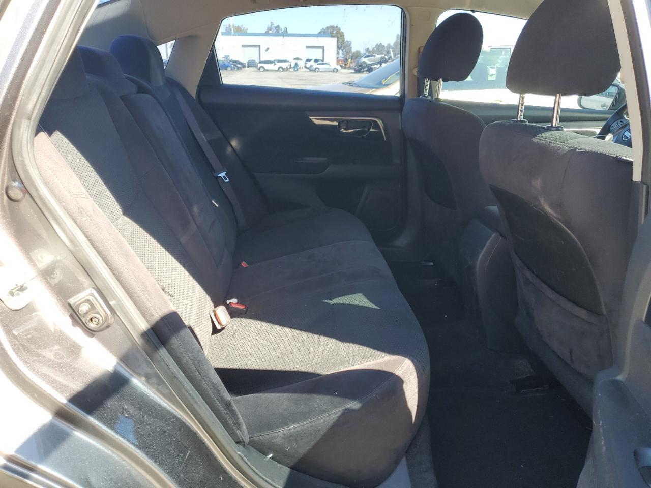 2014 Nissan Altima - Image 10