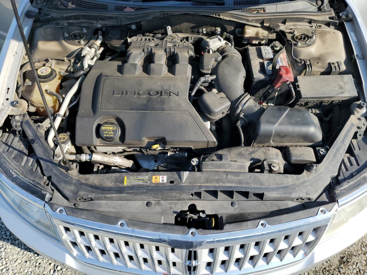 2009 Lincoln MKZ - Image 12