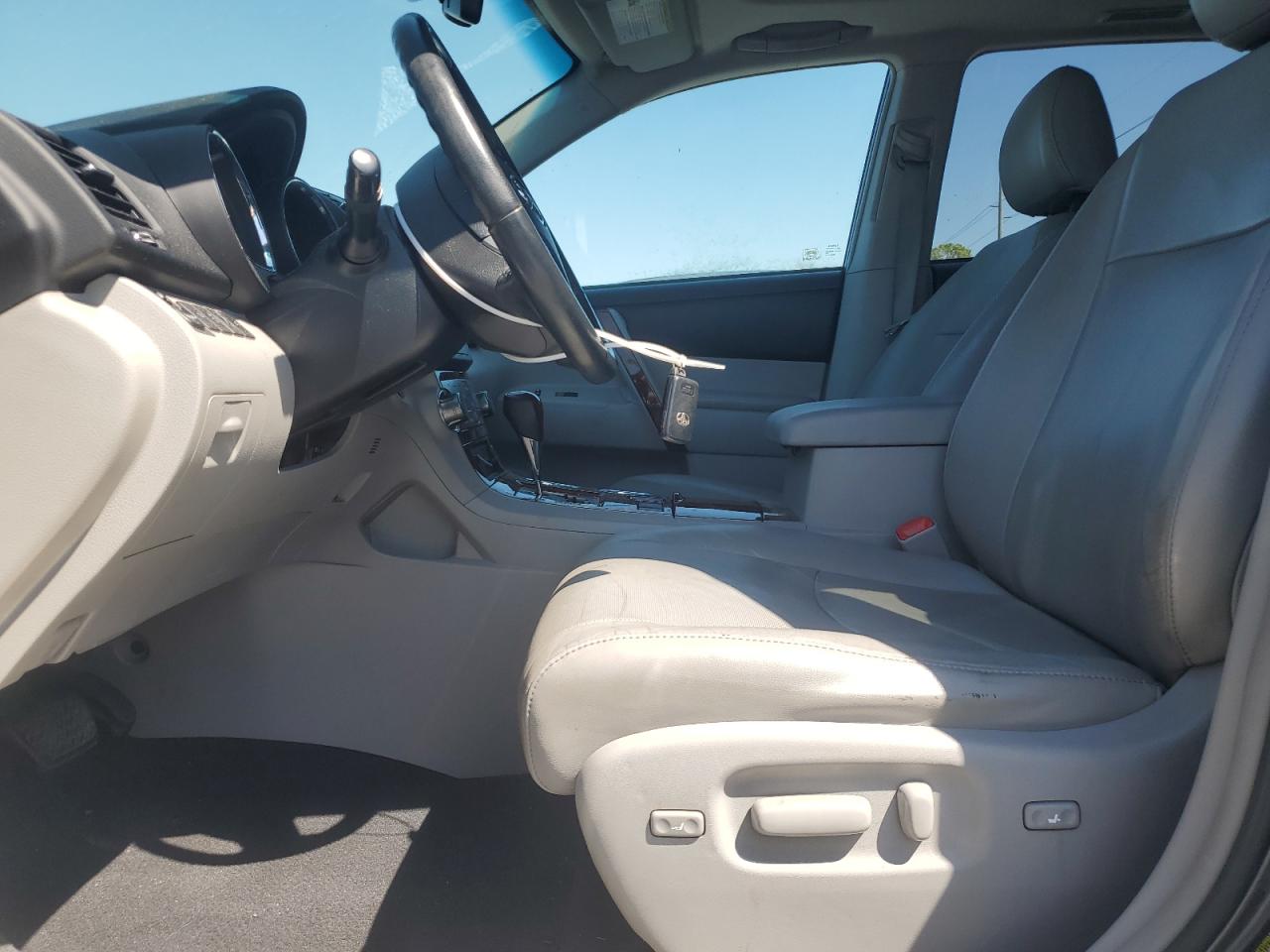 2012 Toyota Highlander - Image 7