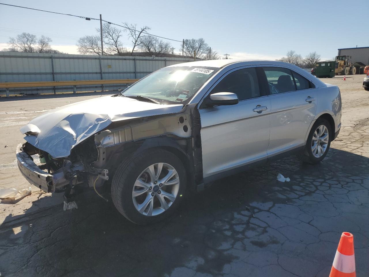 2010 Ford Taurus - Image 1