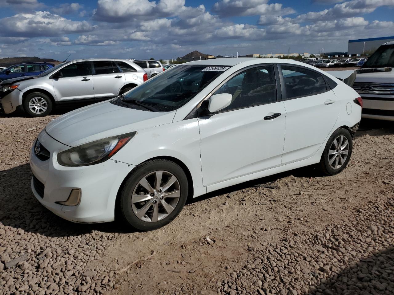 2012 Hyundai Accent Gls იყიდება Phoenix-ში, AZ - Rear End
