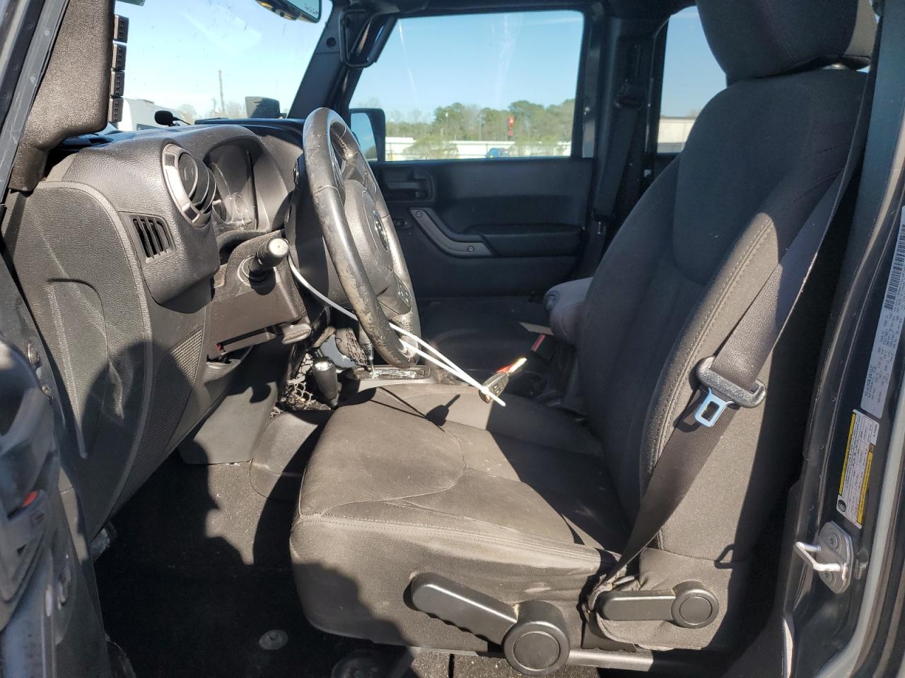 2016 Jeep Wrangler Unlimited Sport VIN: 1C4BJWDG1GL195034 Lot: 47879395