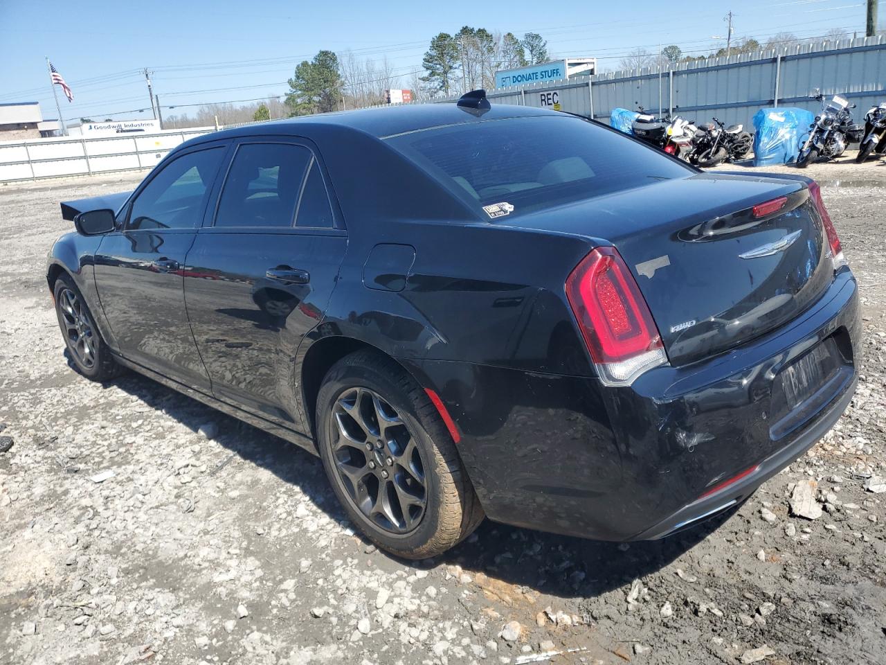 2017 Chrysler 300 - Image 2