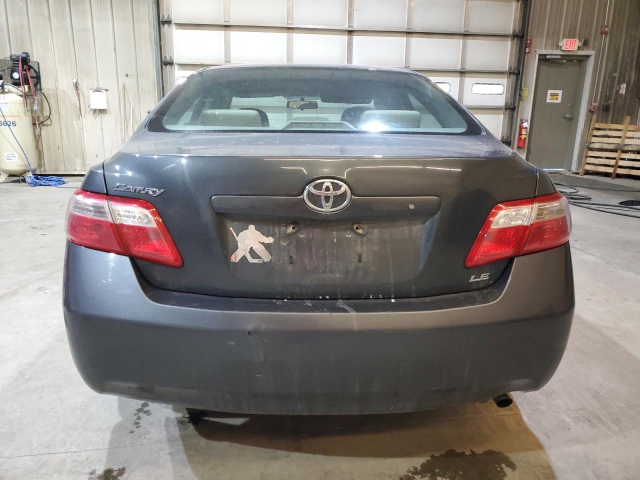 2009 Toyota Camry - Image 6