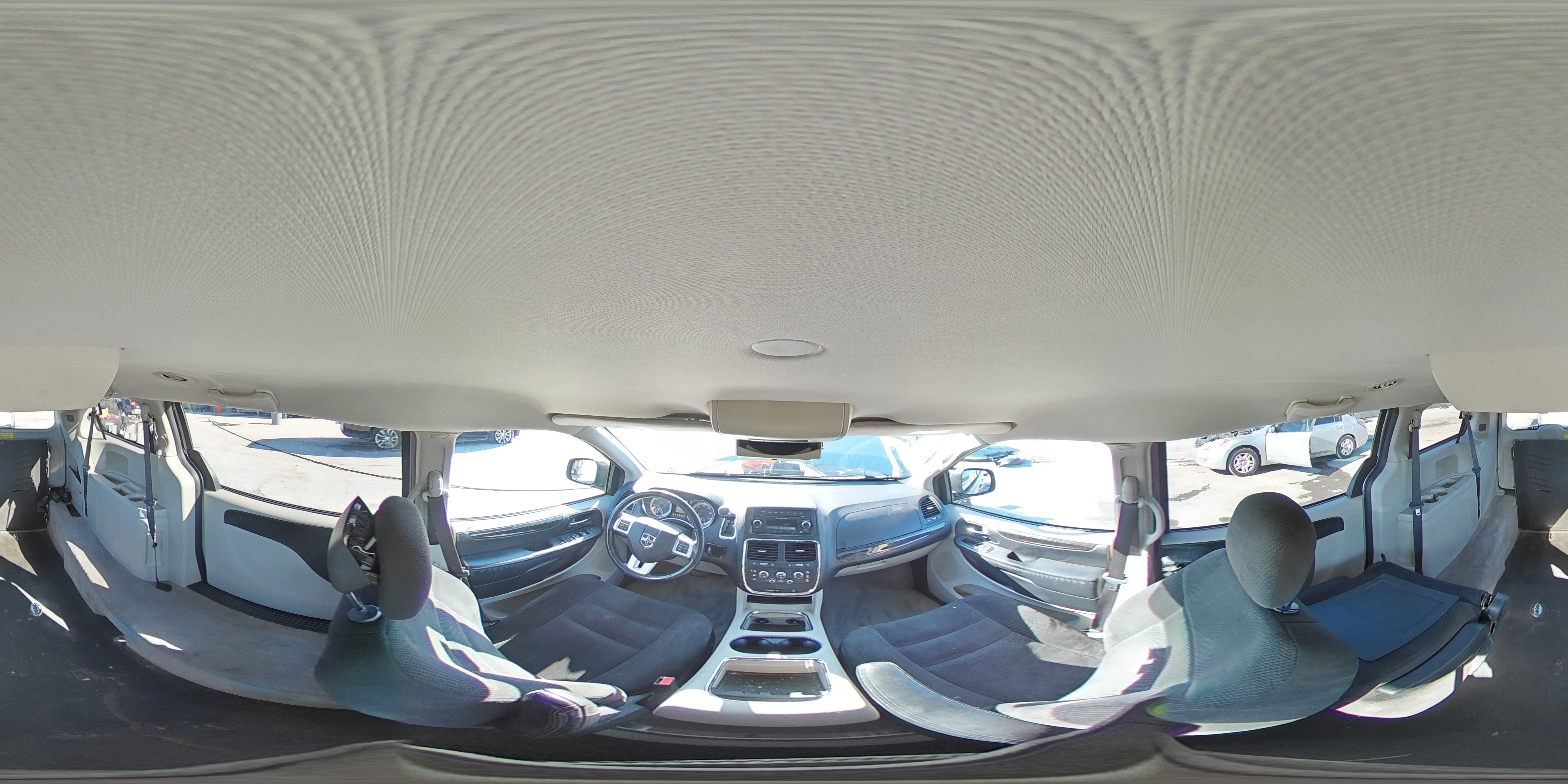 2016 Dodge Caravan - Image 15