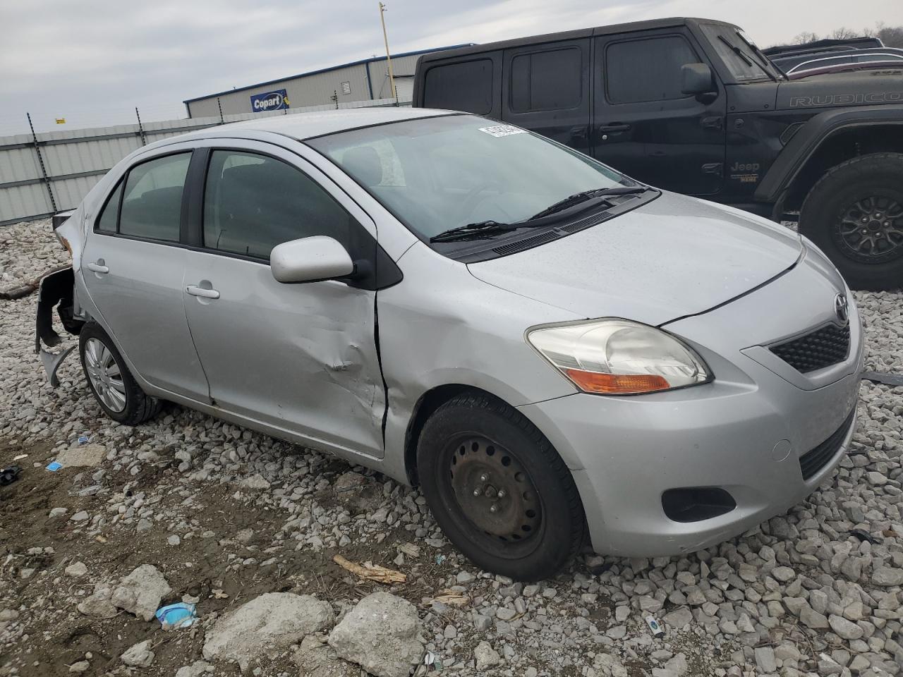 2010 Toyota Yaris - Image 4