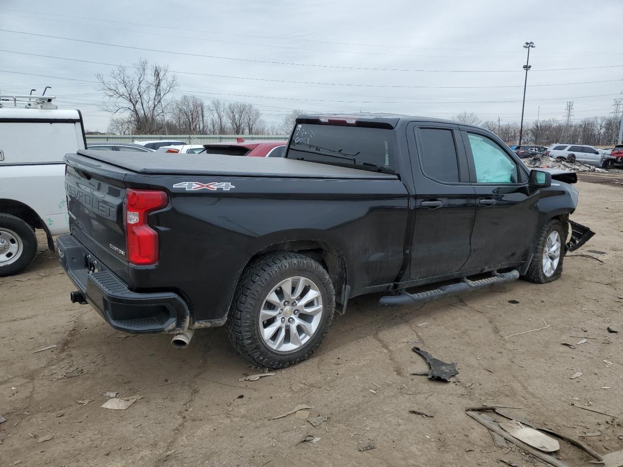 2019 Chevrolet Silverado - Image 3