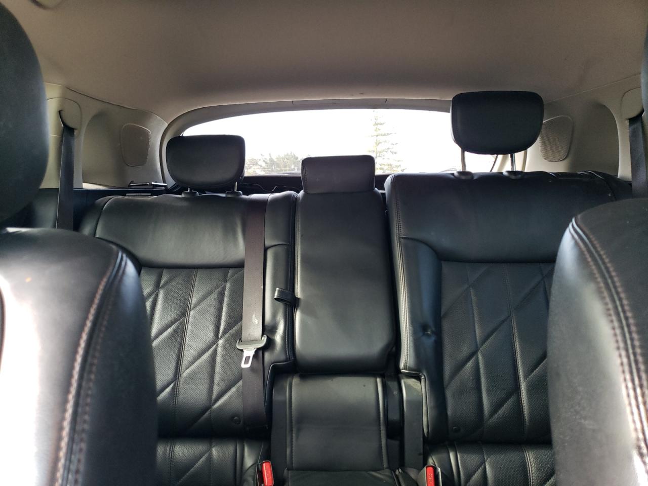 2014 Infiniti QX70 - Image 10