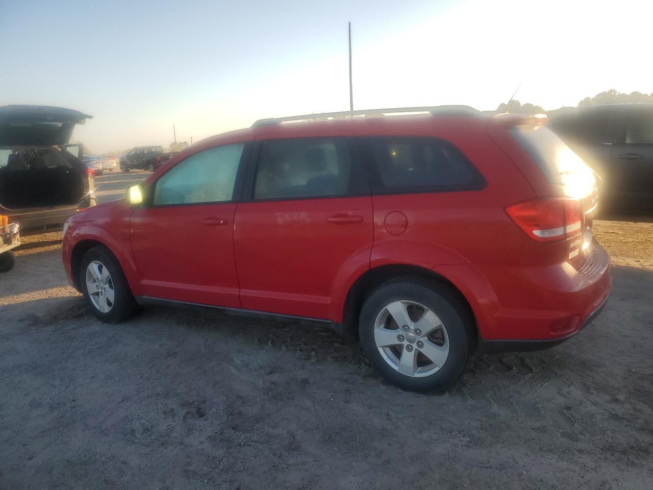 2012 Dodge Journey - Image 2