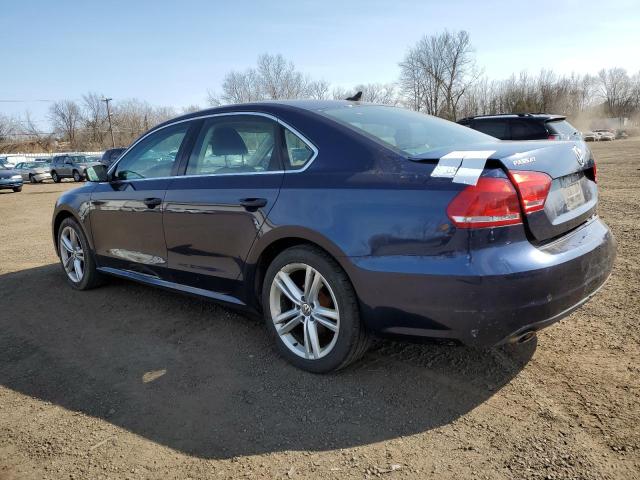 Sedans VOLKSWAGEN PASSAT 2014 Granatowy