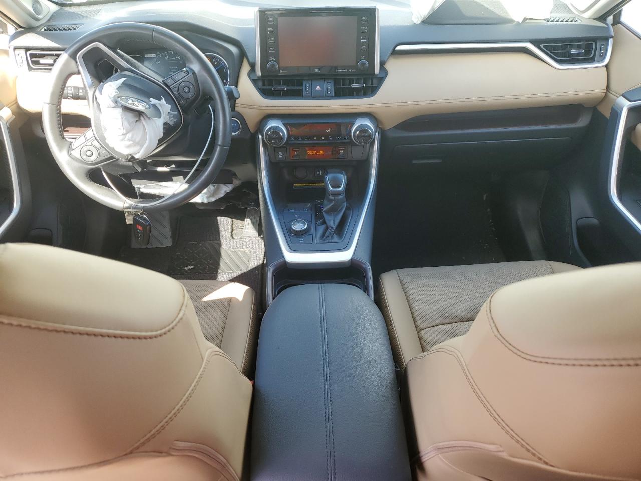2019 Toyota RAV 4 - Image 8