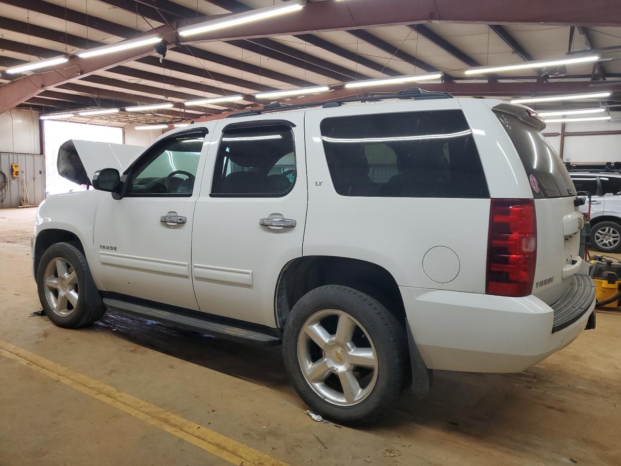 2013 Chevrolet Tahoe - Image 2
