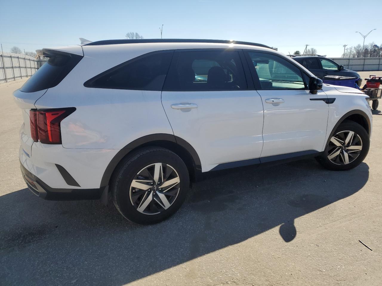 2023 Kia Sorento - Image 3
