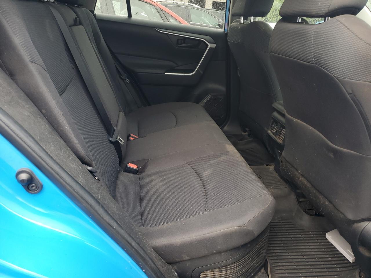 2021 Toyota RAV 4 - Image 11
