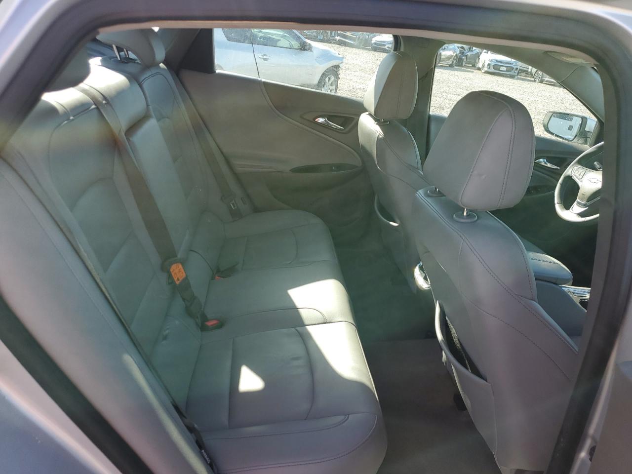 2017 Chevrolet Malibu - Image 10