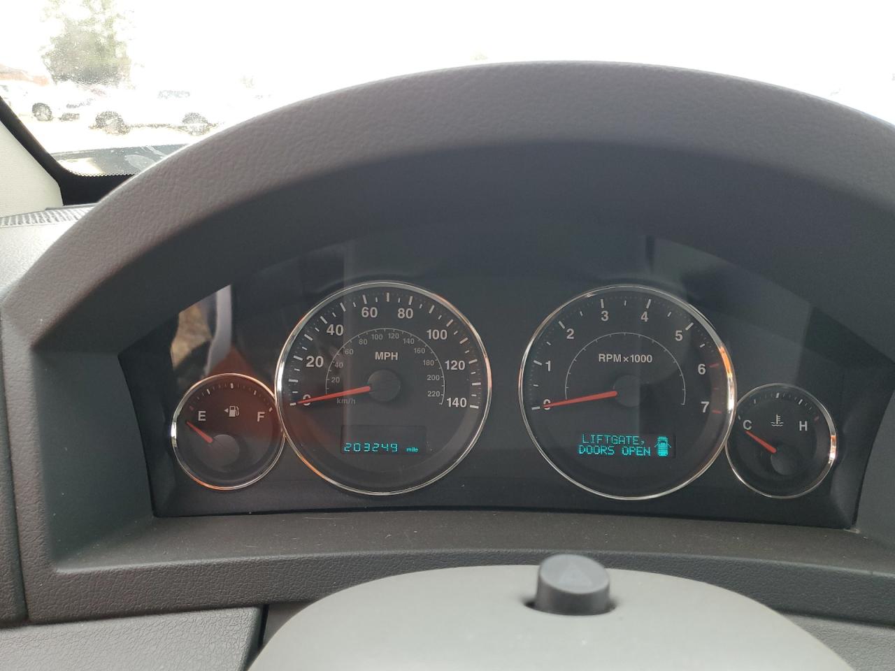 2007 Jeep Grand Cherokee - Image 9