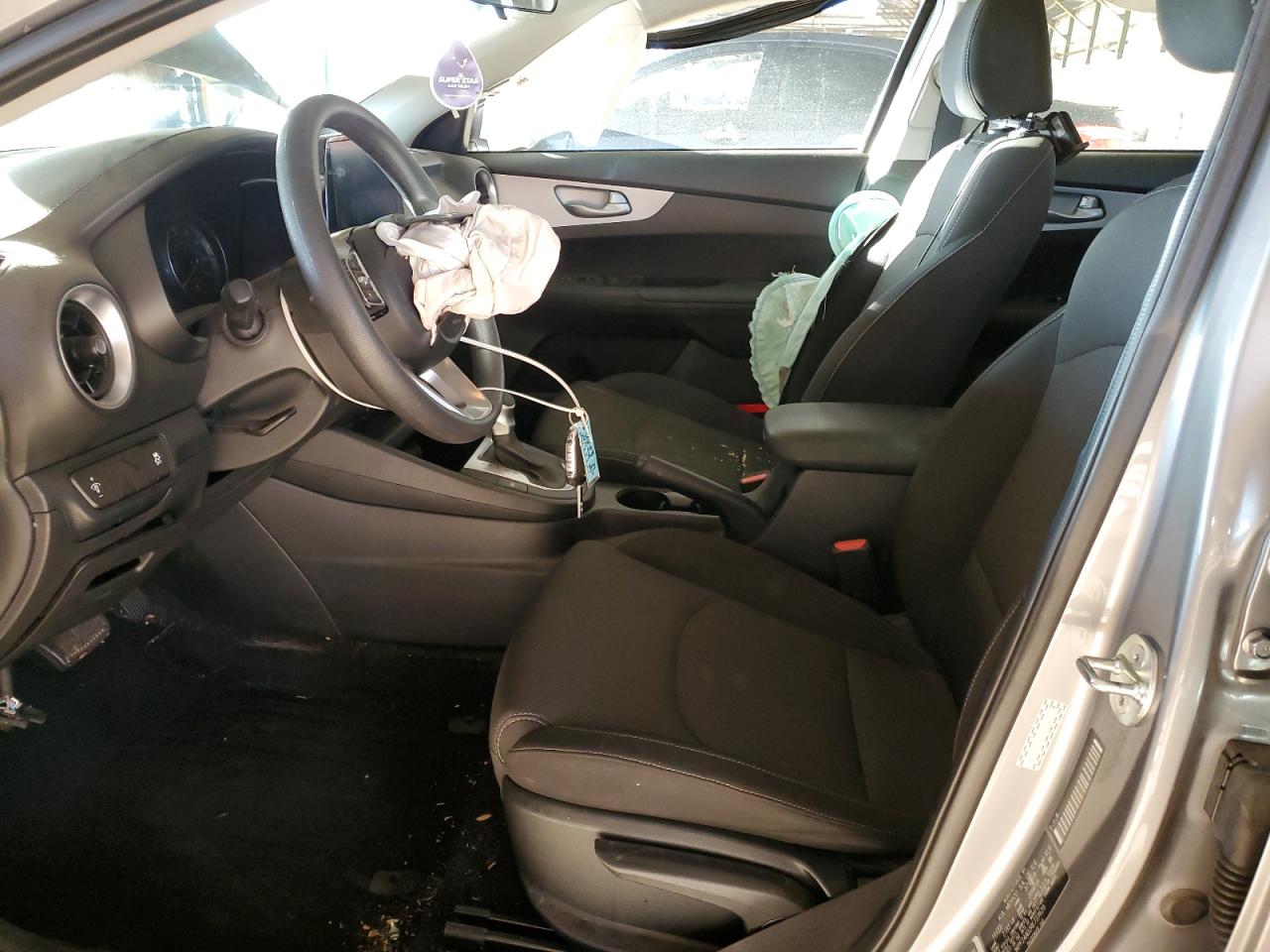 2024 Kia Forte - Image 7