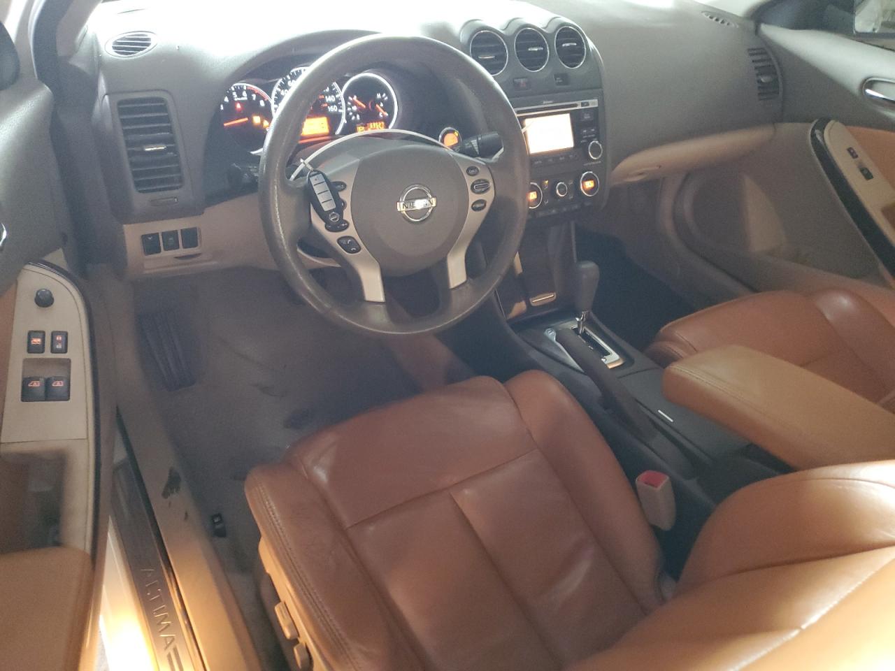 2011 Nissan Altima - Image 8