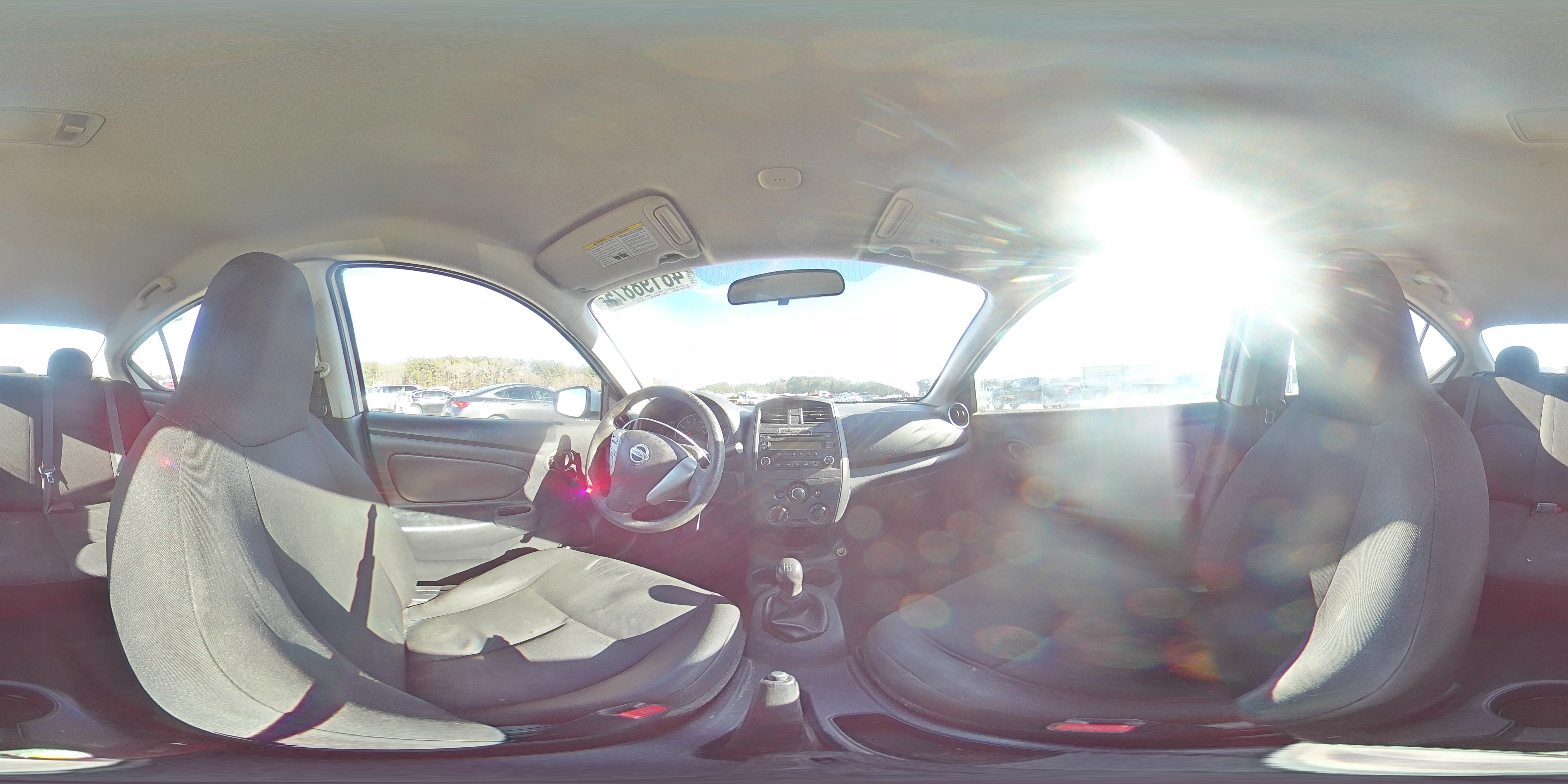 2017 Nissan Versa - Image 12