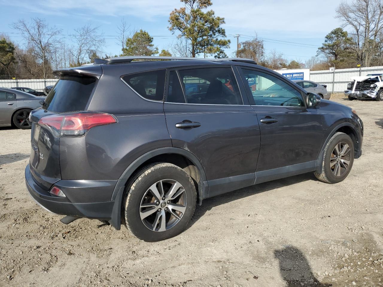 2016 Toyota RAV 4 - Image 3