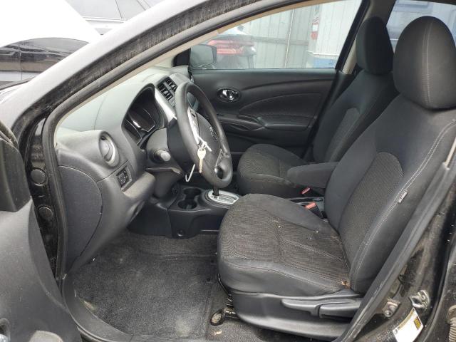  NISSAN VERSA 2017 Czarny