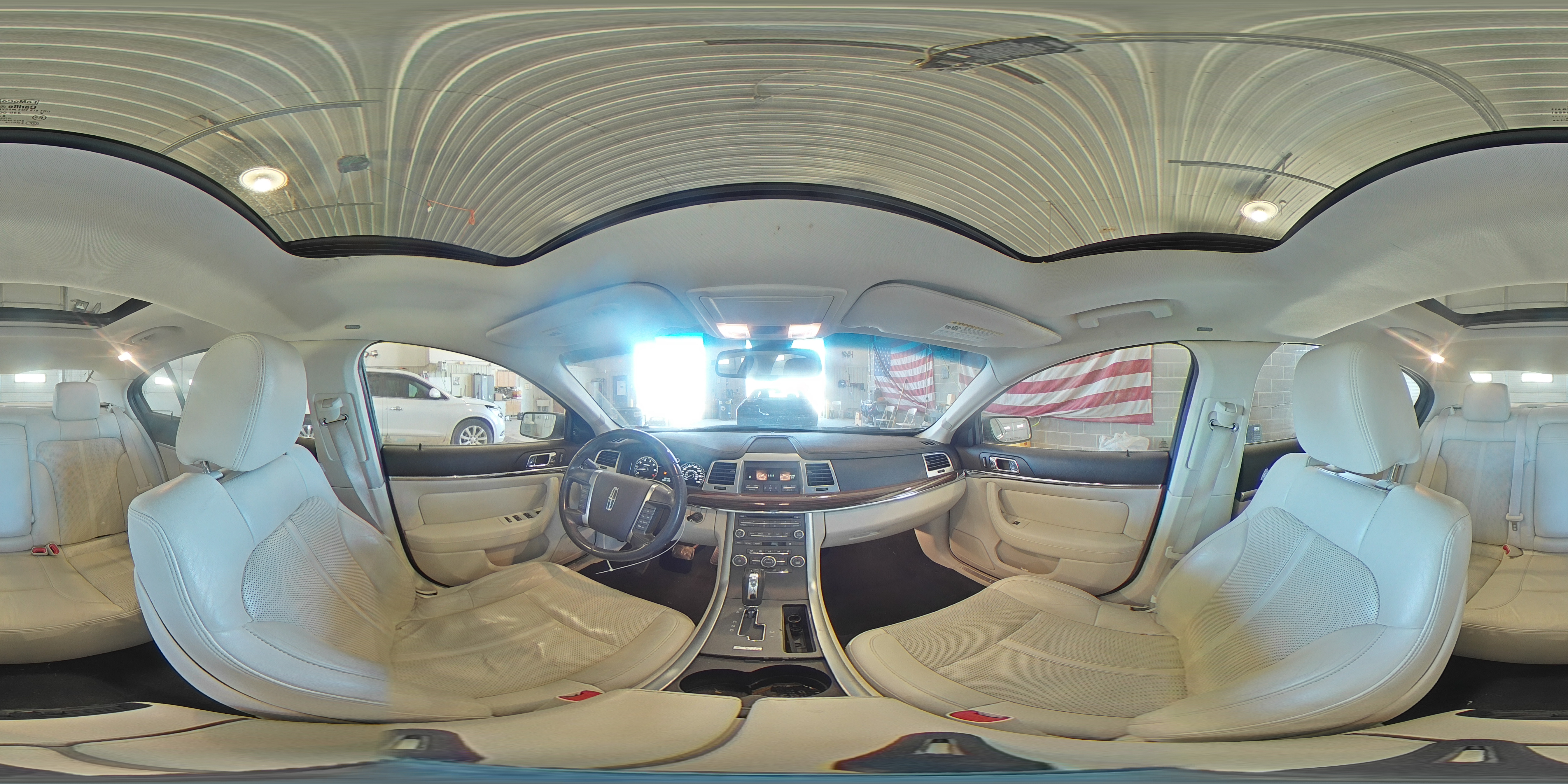 2009 Lincoln Mks VIN: 1LNHM93R79G610290 Lot: 50808225