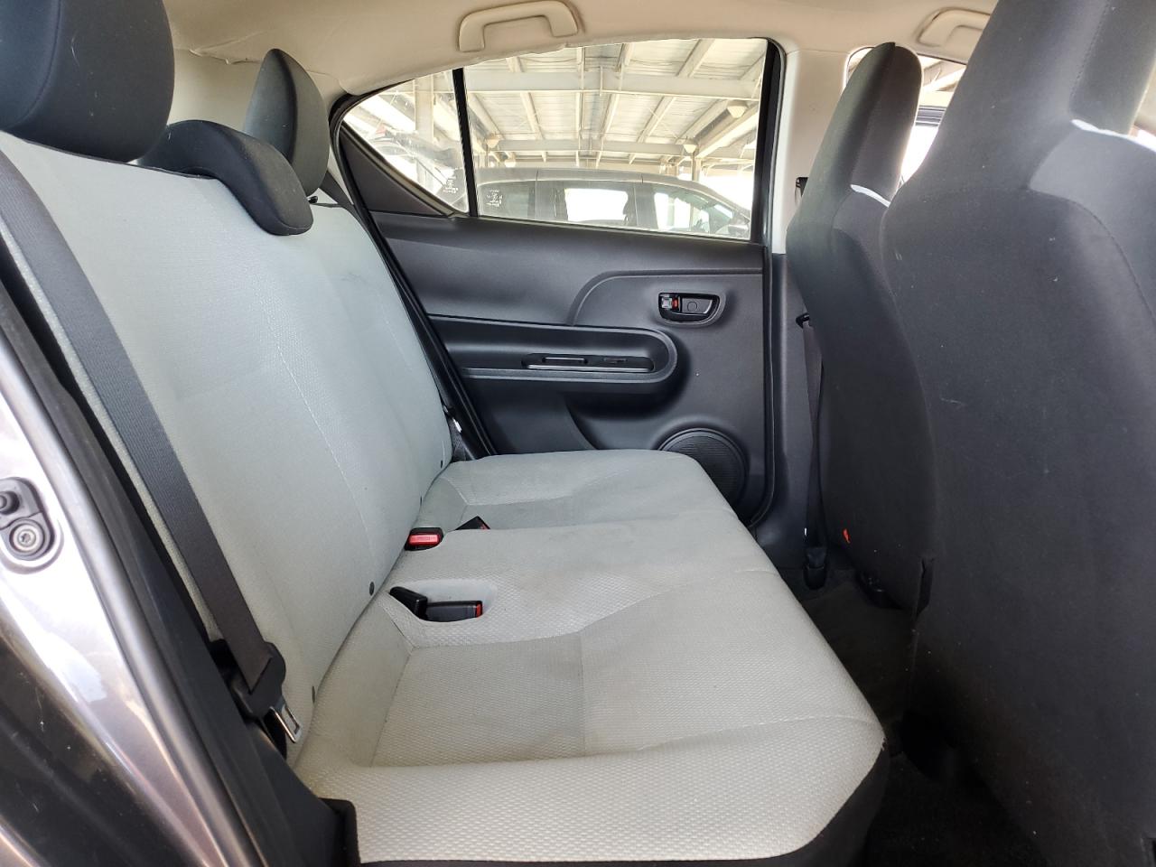 2015 Toyota Prius C VIN: JTDKDTB30F1587373 Lot: 50828185