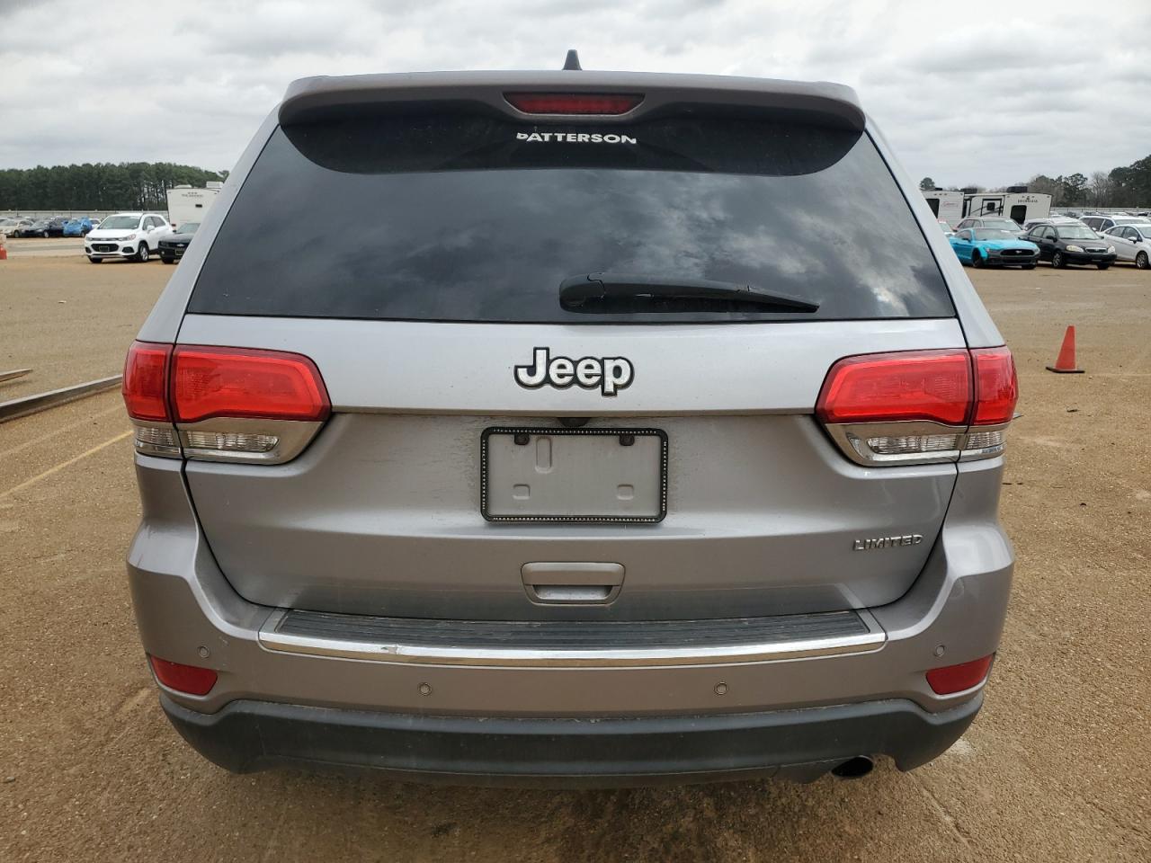 2018 Jeep Grand Cherokee - Image 6