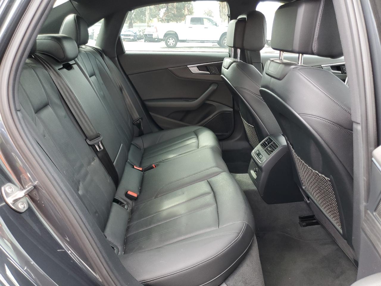 2017 Audi A4 - Image 10